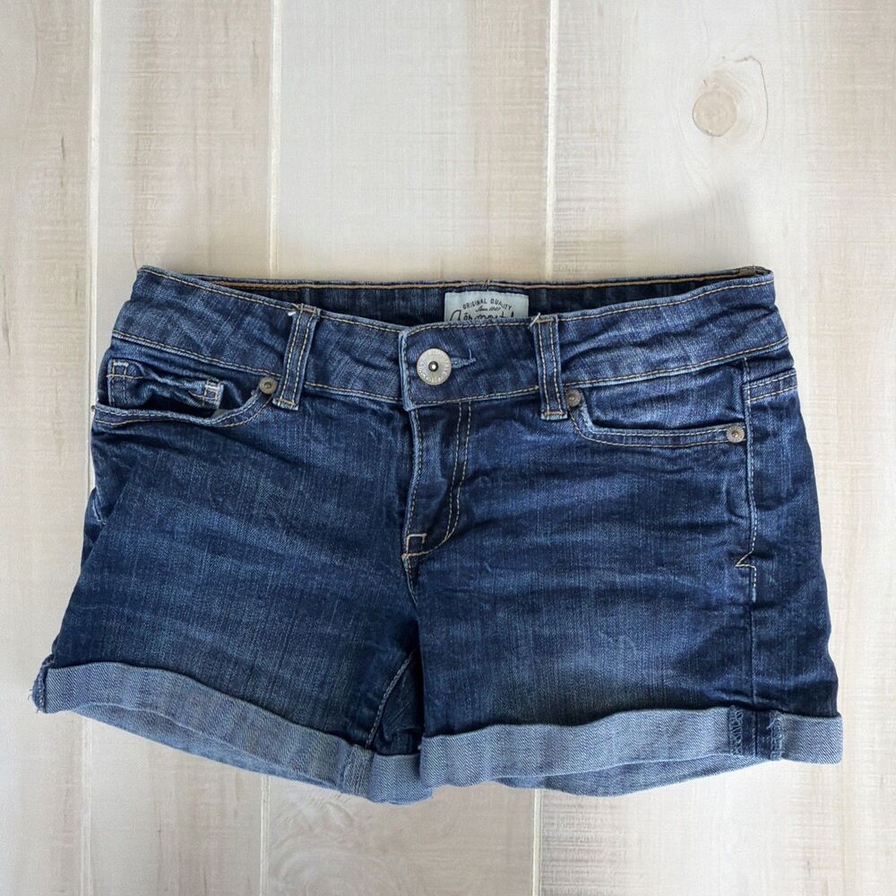 Aeropostale Cuffed Jean Short Size 0 Denim EUC Summer Casual Dark Wash